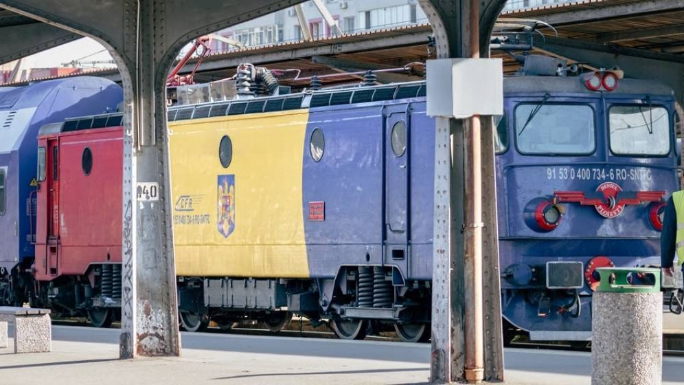 Se schimbă mersul trenurilor care trec prin Brașov: Care sunt rutele afectate?