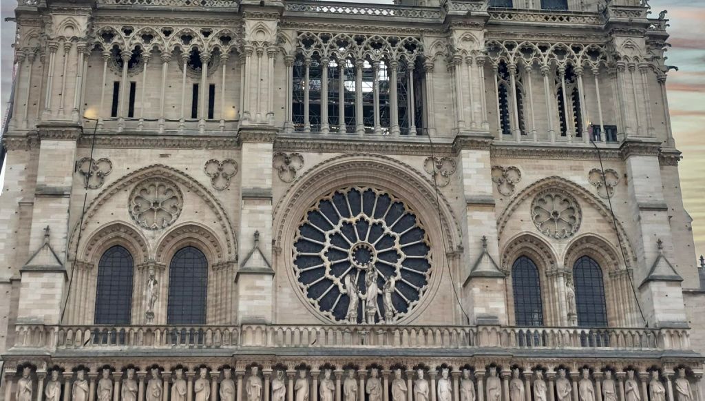 Francezii au anunțat când va fi redeschisă catedrala Notre-Dame din Paris - Imagine 5