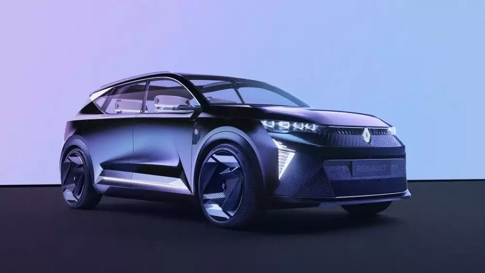 [FOTO] Scenic e-Vision, prototipul Renault din materiale reciclate. Cum vor să treacă francezii la propulsia hidrogen-electrică