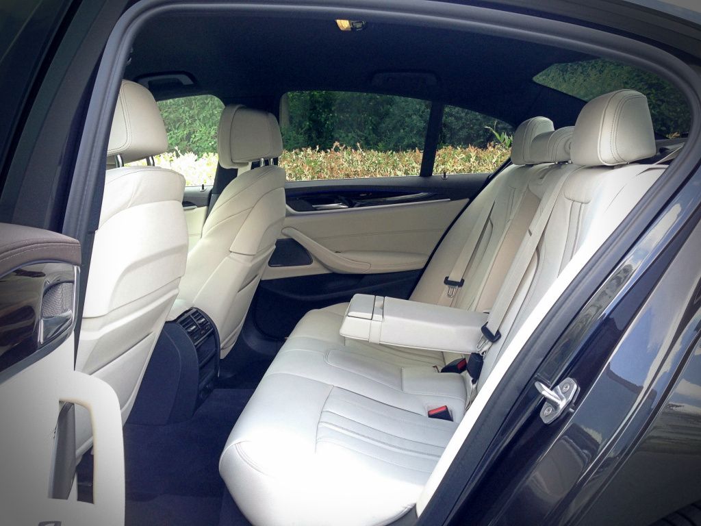 BMW Seria 5 sedan - Imagine 13