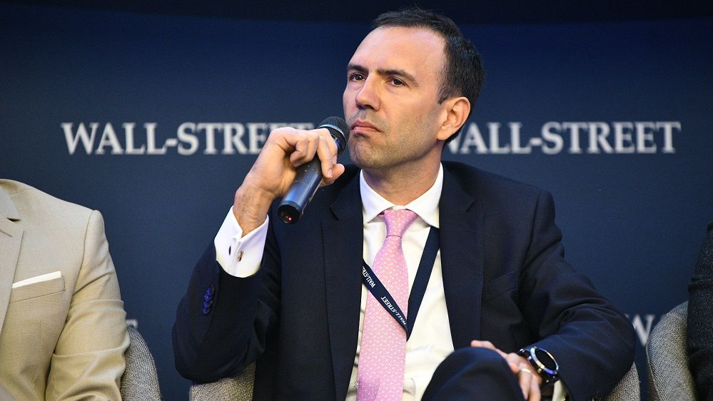 Carstoiu, EY: Bancile implementeaza noile tehnologii pentru a reduce costurile, nu neaparat pentru inovatie