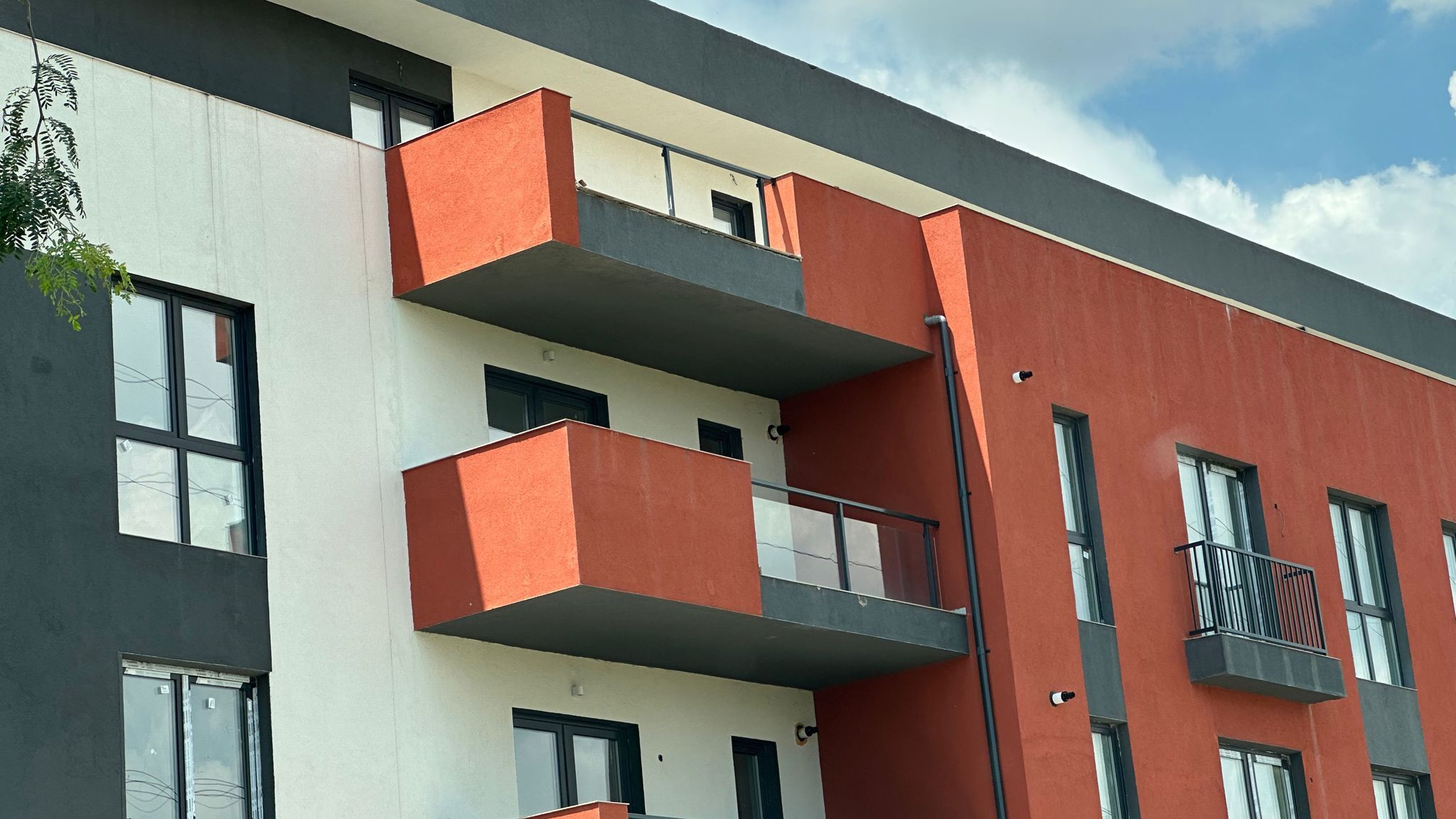 ANAF scoate la licitație un apartament nou-nouț, sub prețul pieței