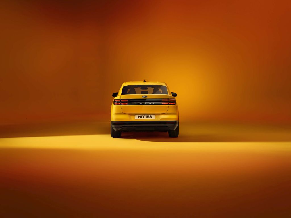 GALERIE FOTO | Ford a prezentat noul Capri, un crossover coupe electric - Imagine 1