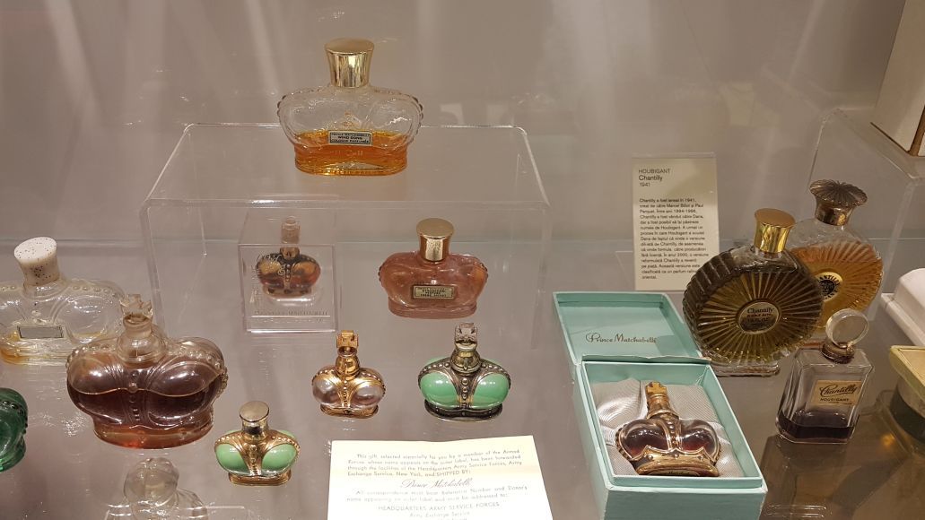 Omul de afaceri care si-a transformat pasiunea in singurul muzeu al parfumului din Romania