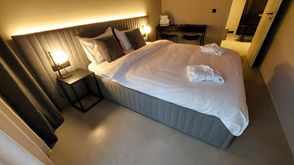 GALERIE FOTO | Cum arată apartamentele milionarei Anja Graf din centrul Capitalei - Imagine 68