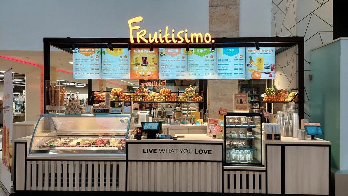 Idei de afaceri la cheie | Franciza Fruitisimo – cum poți deveni „șeful” unei rețele care vrea să ajungă la 80 de locații în România