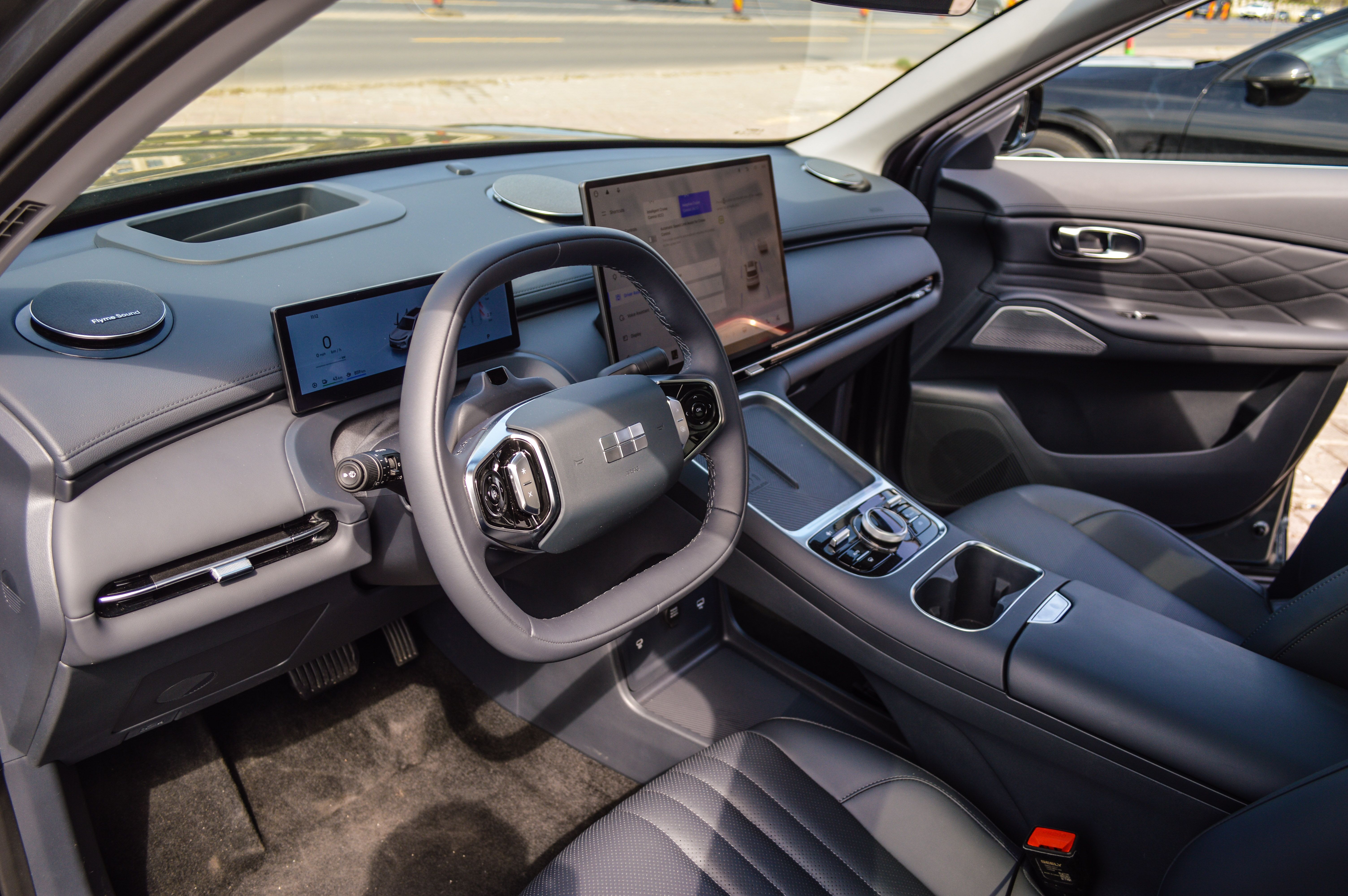 FOTO | Test Drive Geely Starray EM-I: Cum se comportă noul SUV plug-in hibrid care vrea să se afirme într-un segment tot mai aglomerat - Poza 25