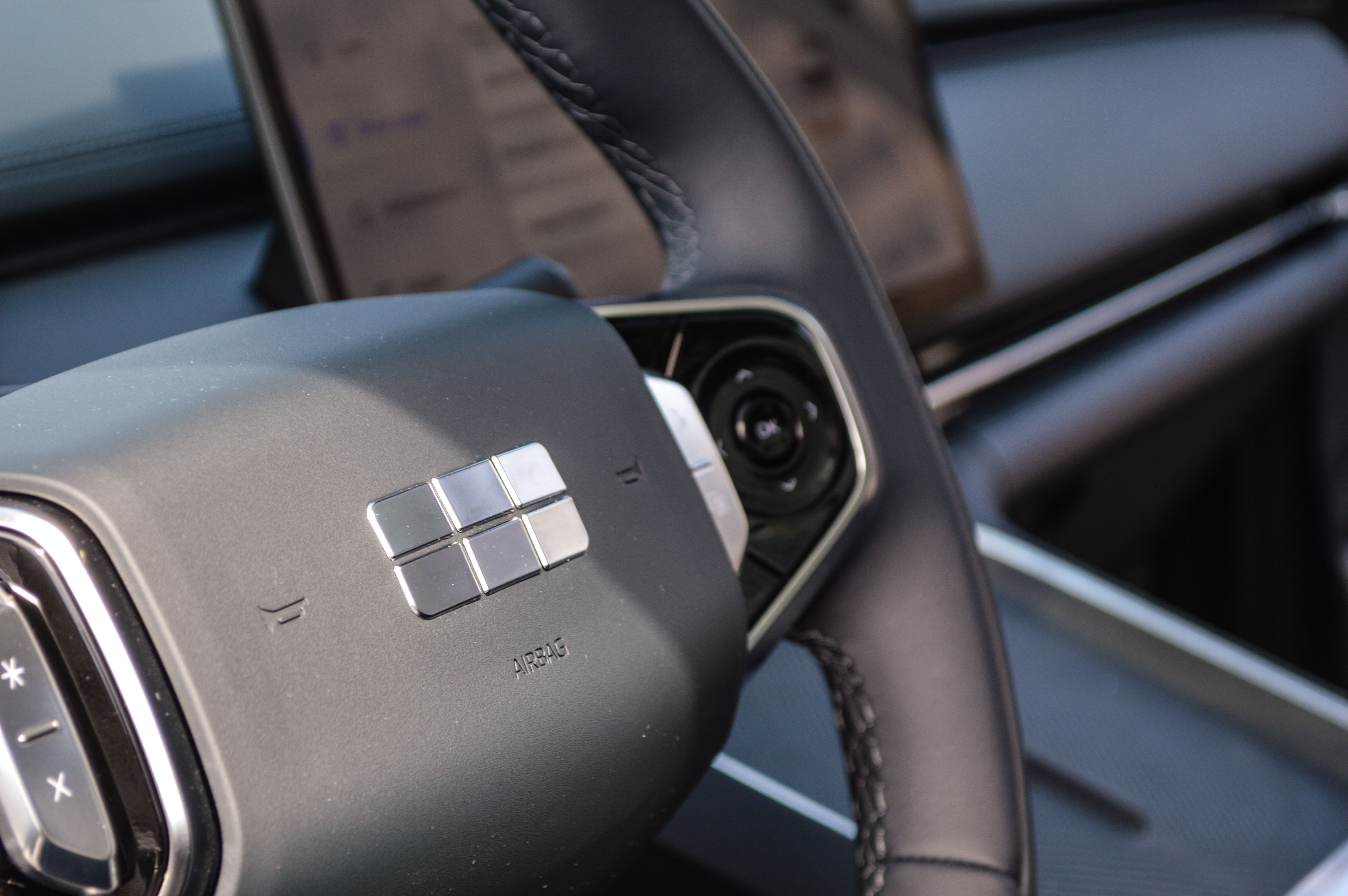 FOTO | Test Drive Geely Starray EM-I: Cum se comportă noul SUV plug-in hibrid care vrea să se afirme într-un segment tot mai aglomerat - Poza 20