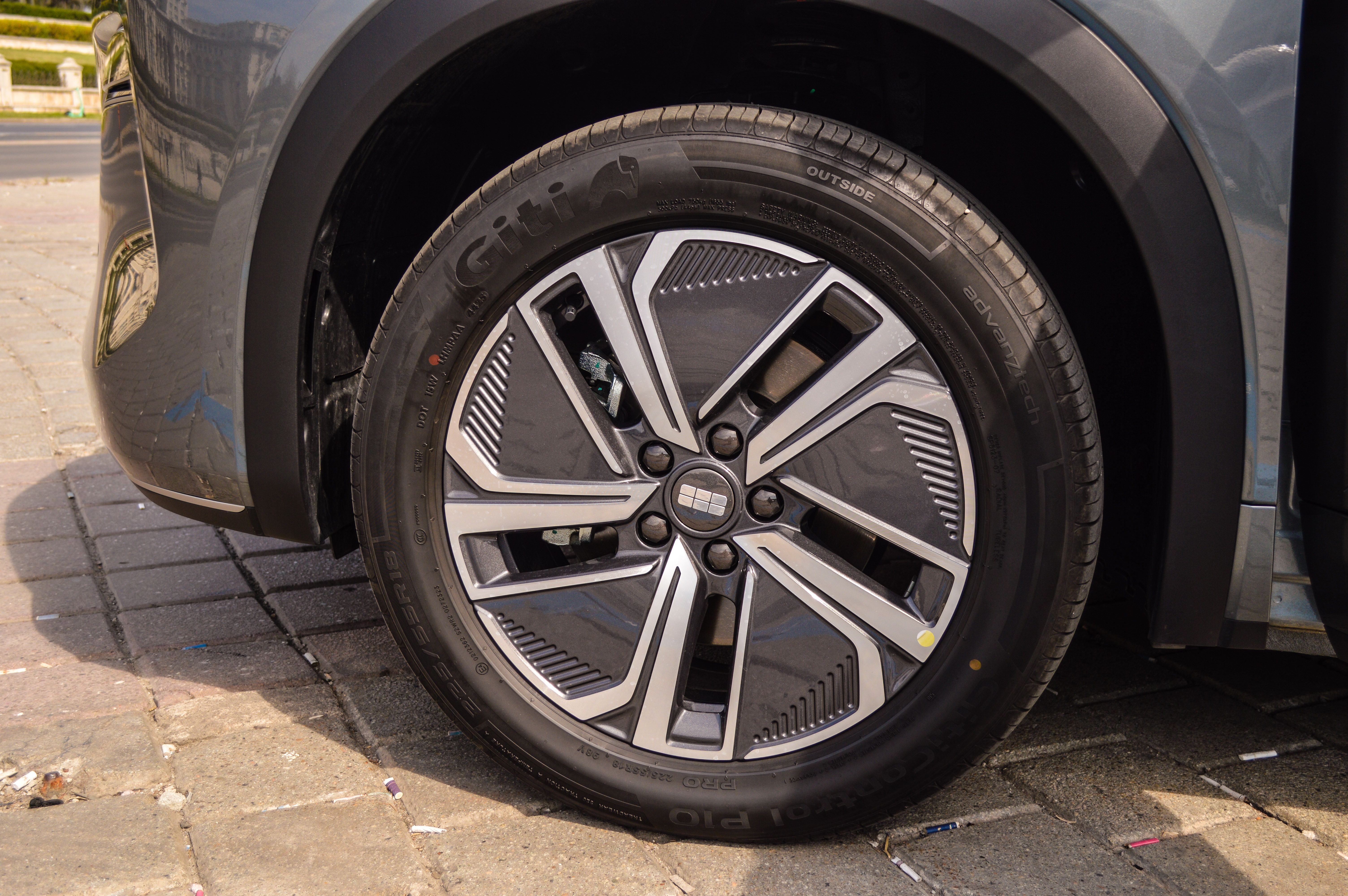 FOTO | Test Drive Geely Starray EM-I: Cum se comportă noul SUV plug-in hibrid care vrea să se afirme într-un segment tot mai aglomerat - Poza 11