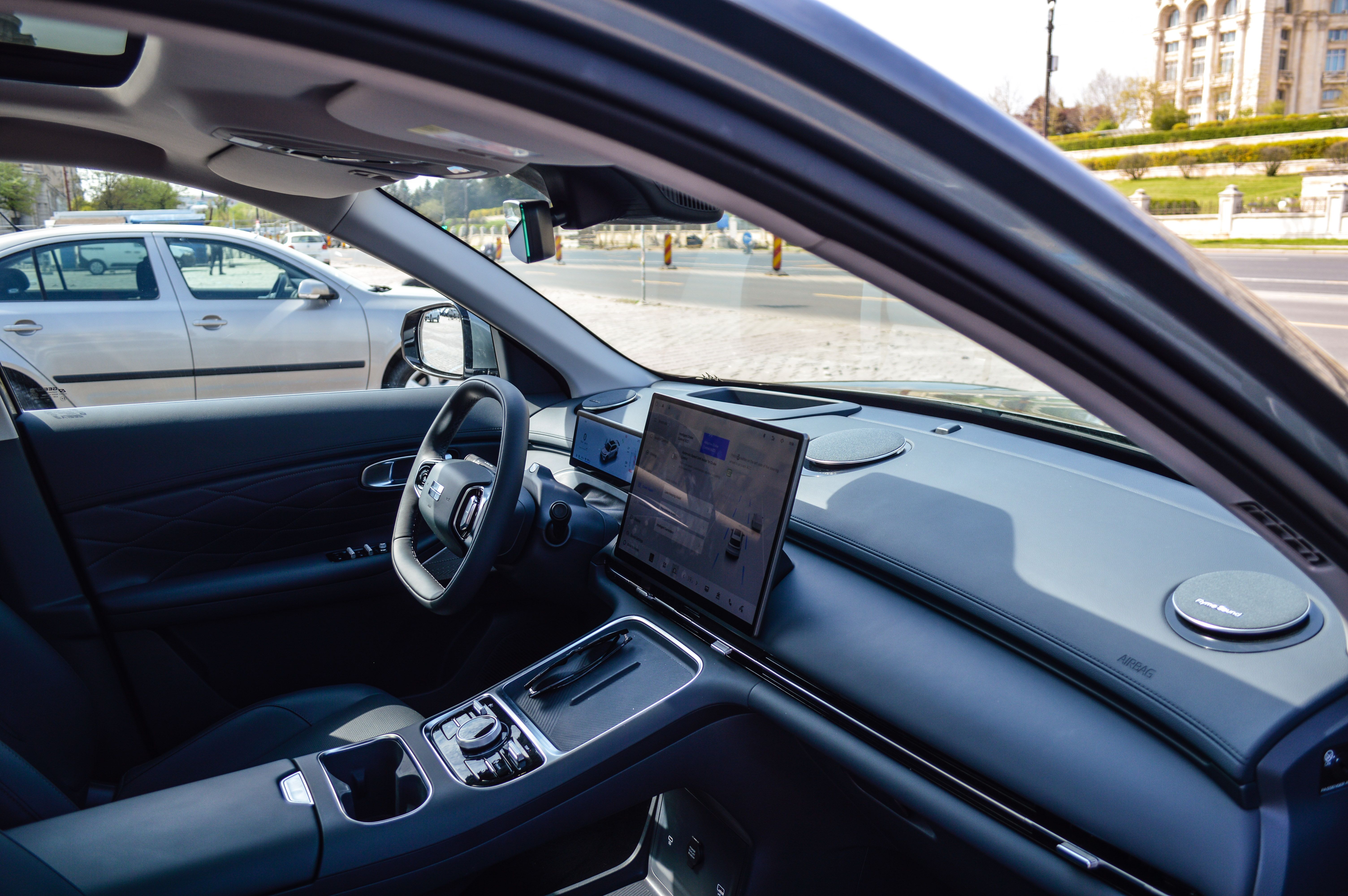 FOTO | Test Drive Geely Starray EM-I: Cum se comportă noul SUV plug-in hibrid care vrea să se afirme într-un segment tot mai aglomerat - Poza 14