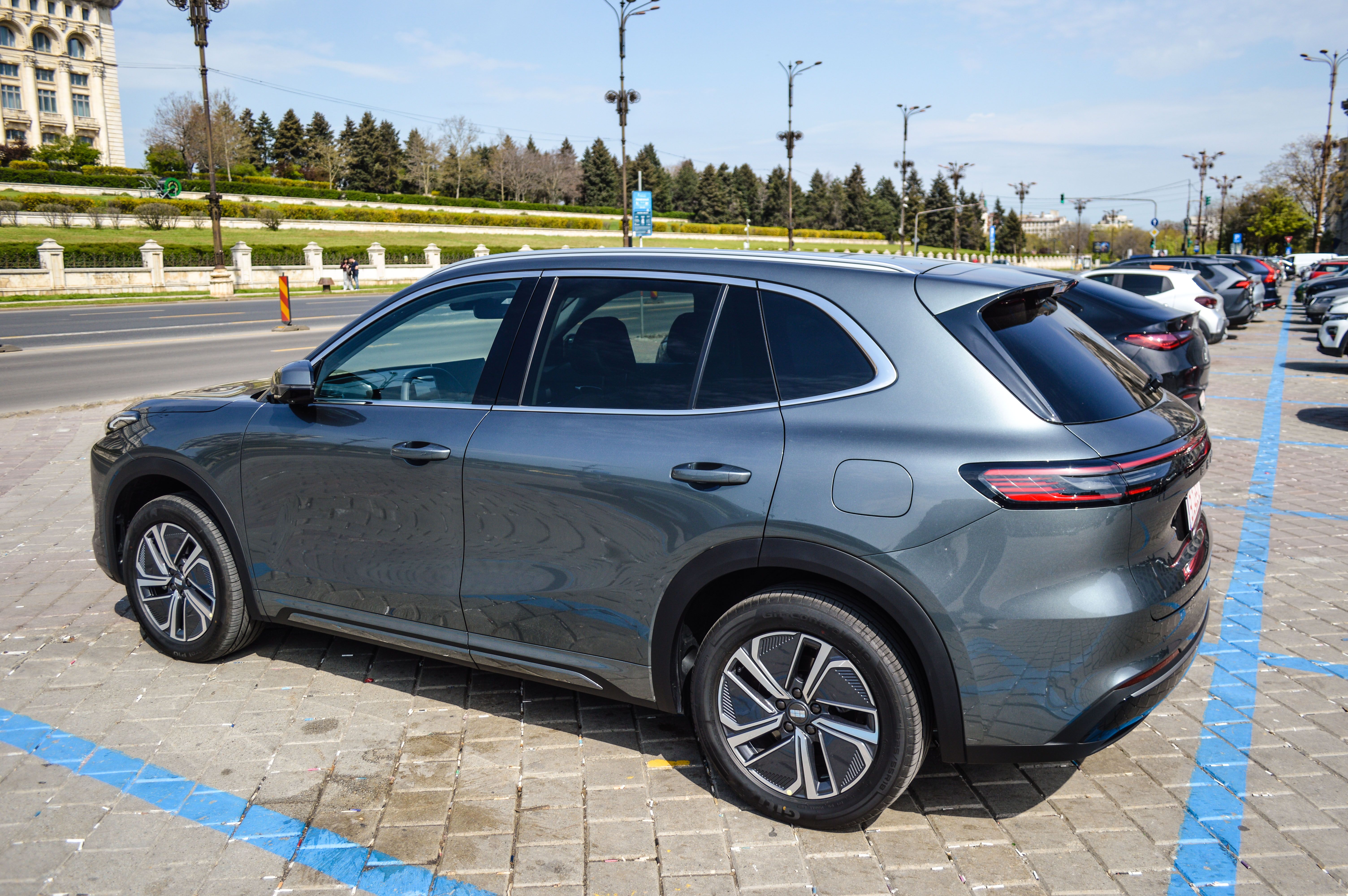 FOTO | Test Drive Geely Starray EM-I: Cum se comportă noul SUV plug-in hibrid care vrea să se afirme într-un segment tot mai aglomerat - Poza 8