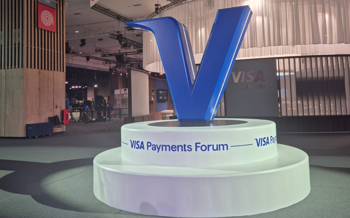 Reportaj de la Visa Payments Forum: În fața mea, un AI a făcut o plată în locul unui om. Ce urmează pentru bănci, magazinele online și clienți