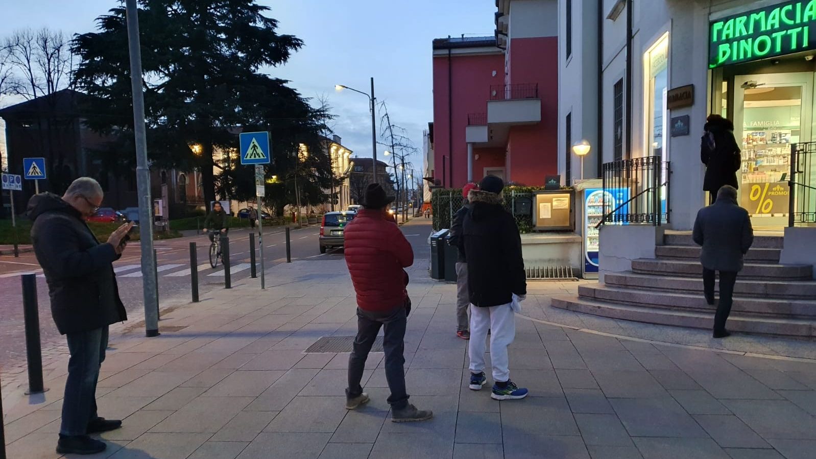 Mărturia unui român de lângă Milano: Nu ai voie sa ieși din casă decât ca să mergi la job, la magazin sau pentru urgențe medicale