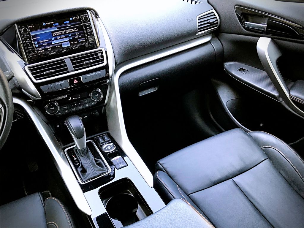 Mitsubishi Eclipse Cross - Imagine 11