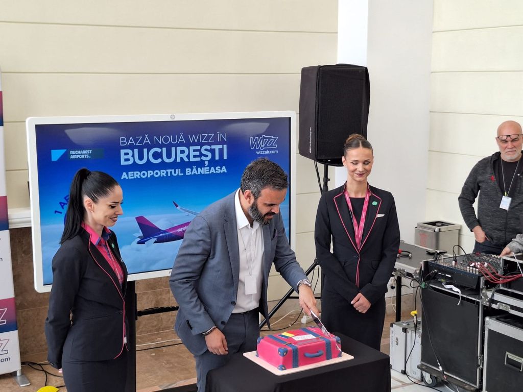 [FOTO] Wizz Air inaugurează baza de la Aeroportul Băneasa: Țintim un alt tip de clienți - Imagine 4