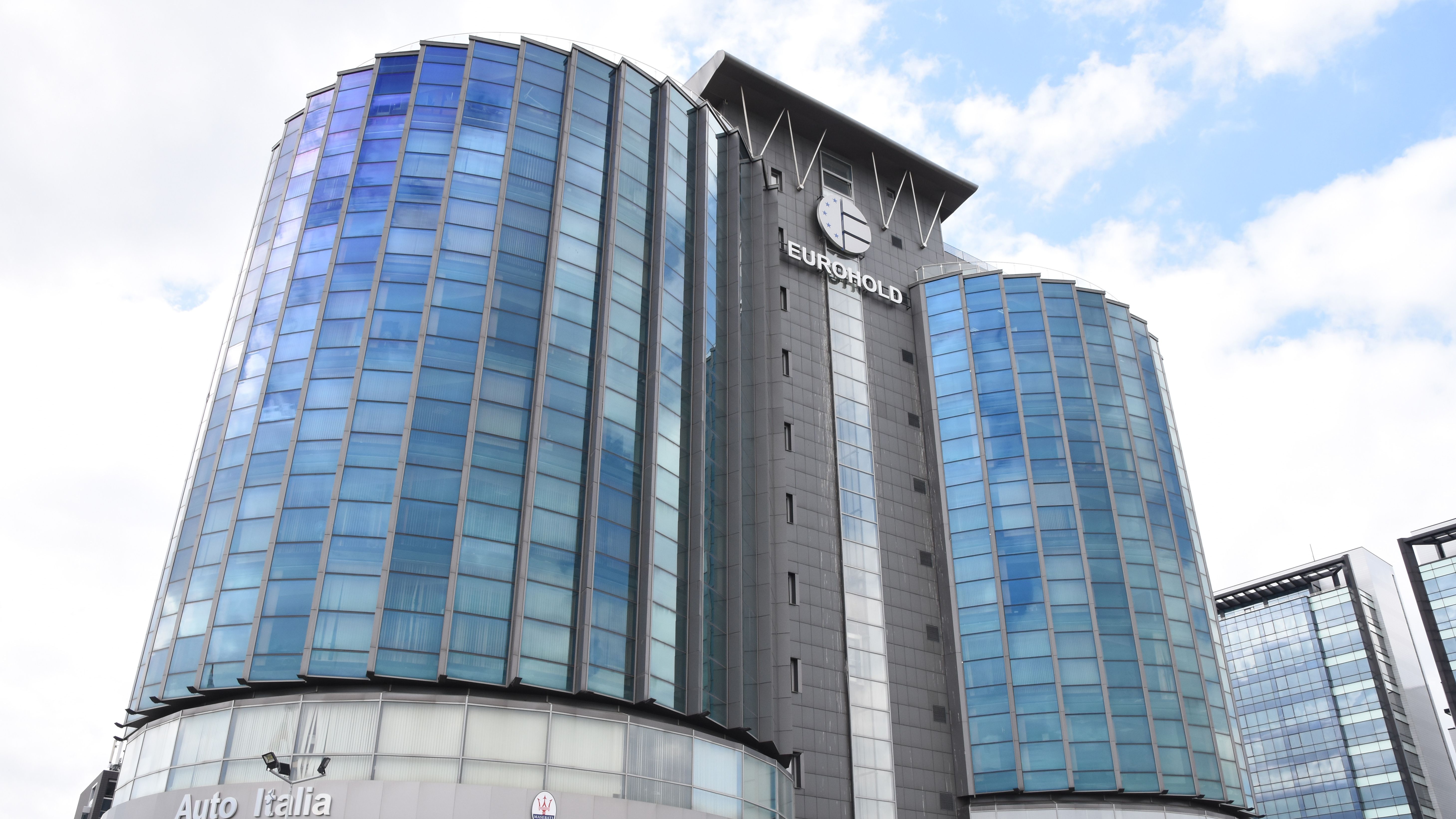 România pierde prima rundă în procesul Euroins: tribunalul internațional respinge cererea Guvernului de a opri arbitrajul