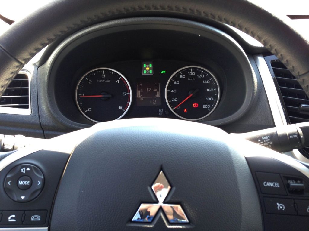 Mitsubishi L200 - Imagine 29