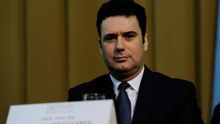 Pricopie il contrazice pe Valentin Popa si reactioneaza in scandalul dintre minister si universitati