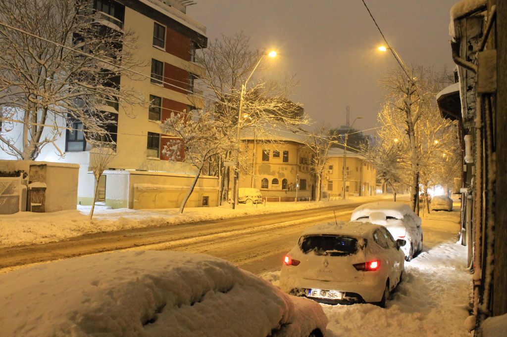 Prima zapada in Bucuresti - Imagine 1