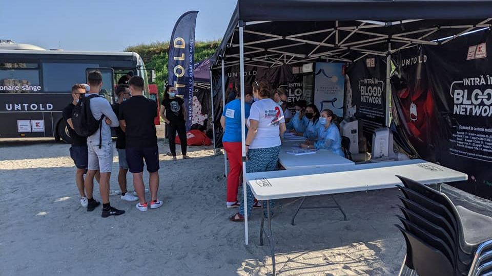 Campanie de donare de sânge în România: donezi și primești un abonament la UNTOLD