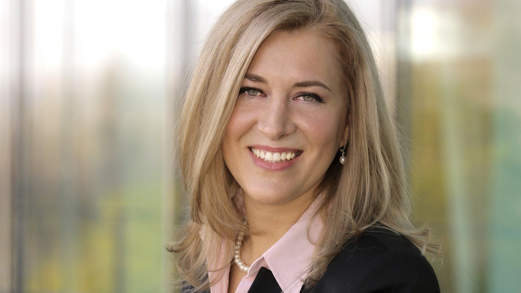 Noul manager general al Avon Cosmetics Romania: Planurile companiei pentru a se mentine lider de piata