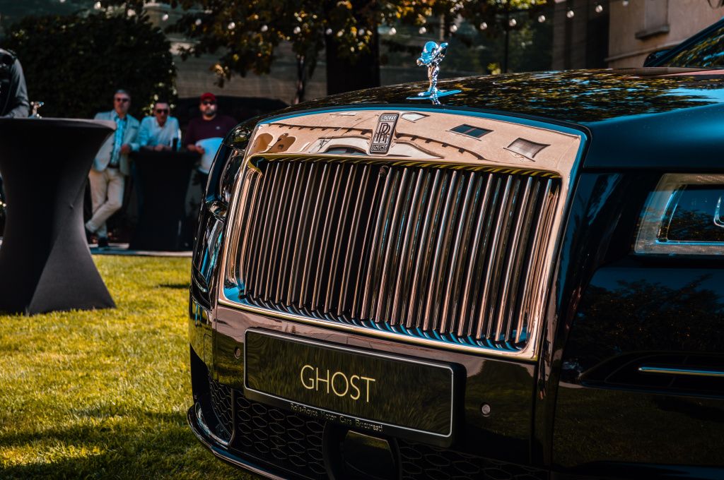 GALERIE FOTO | Rolls-Royce deschide un showroom în București - Imagine 11