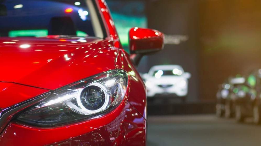 Mașinile noi au avut 6 luni de creștere în 2021, dar au încheiat anul mai slab decât în 2019