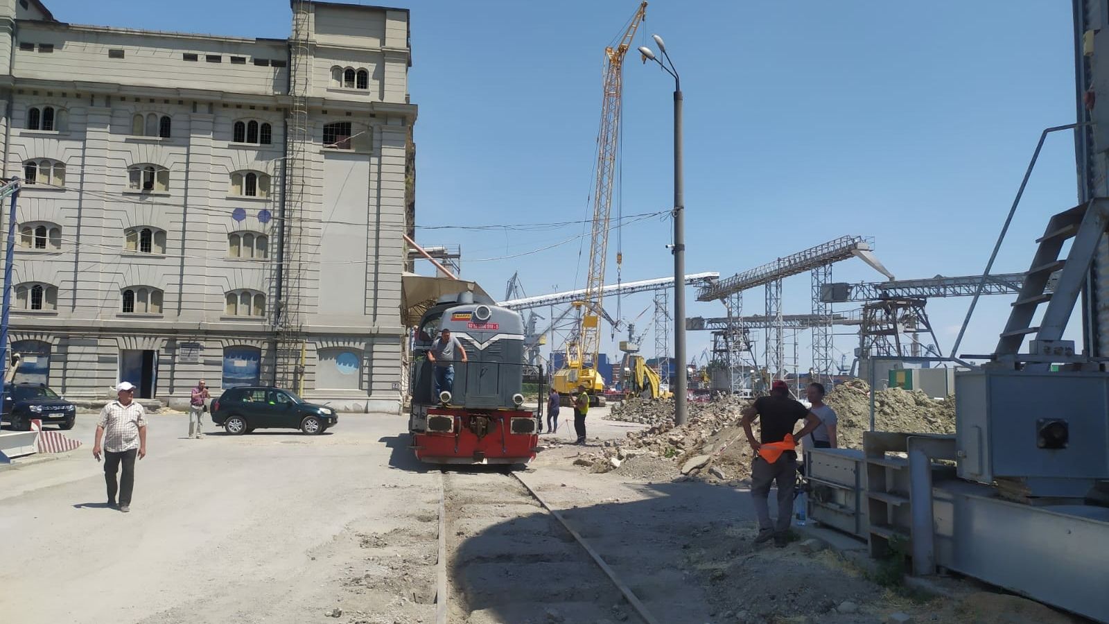 O linie ferată din Galați, redeschisă după 22 de ani pentru ca cererealele din Ucraina să fie transportate mai ușor