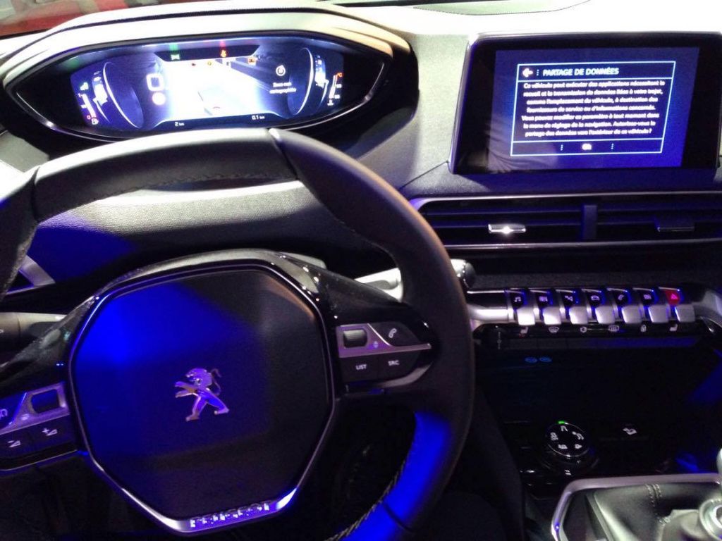 Peugeot 3008 - Imagine 12
