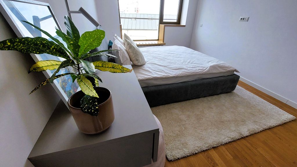 Cum arată un apartament nou cu două camere de 225.000 euro din centru Capitalei - Imagine 6