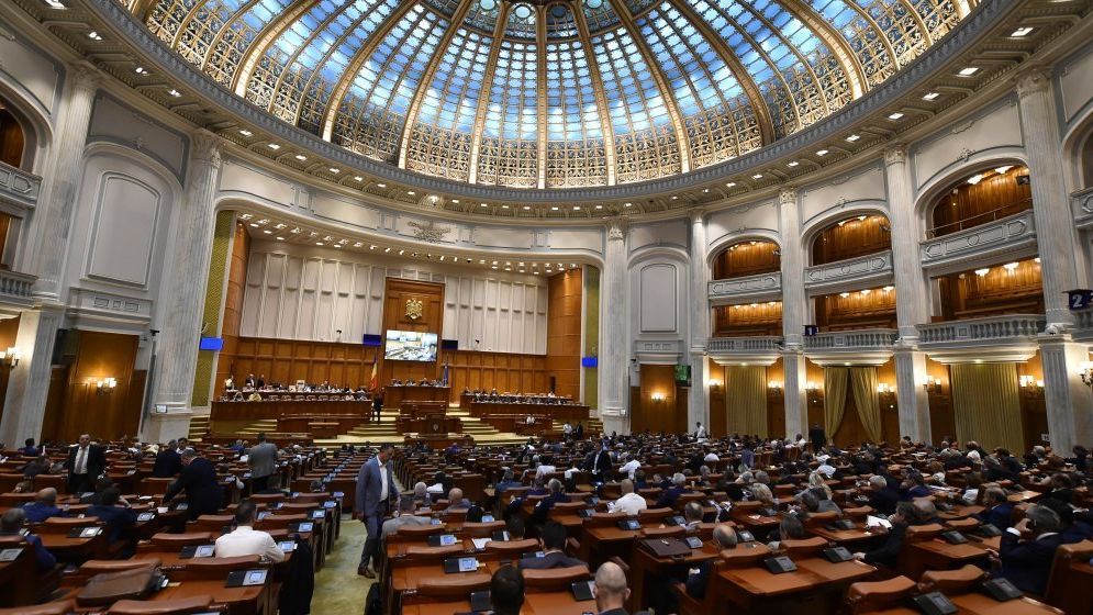 PNL și USR boicotează ședințele Camerei Deputaților: „Protest împotriva alianței de guvernare PSD-AUR-S.O.S.”