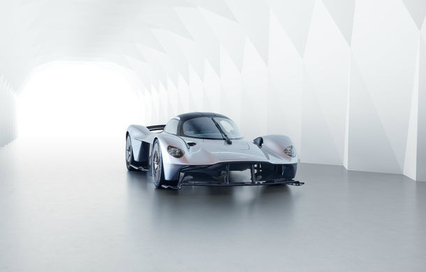 Aston Martin pregateste un rival pentru Ferrari 488 Pista si McLaren ...