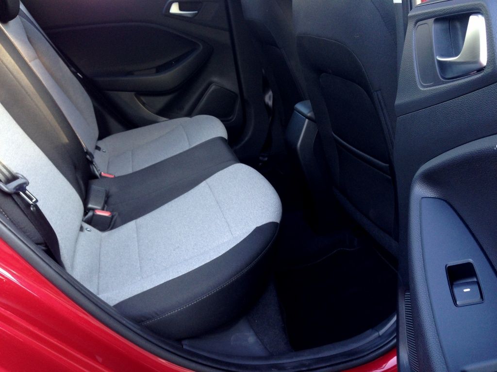 Hyundai i20 - Imagine 19