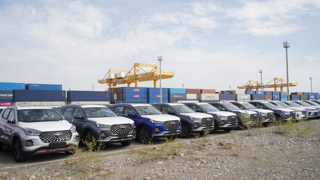 Uniunea Europeană nu cedează: Taxele vamale pentru mașinile electrice chineze ajung la vot