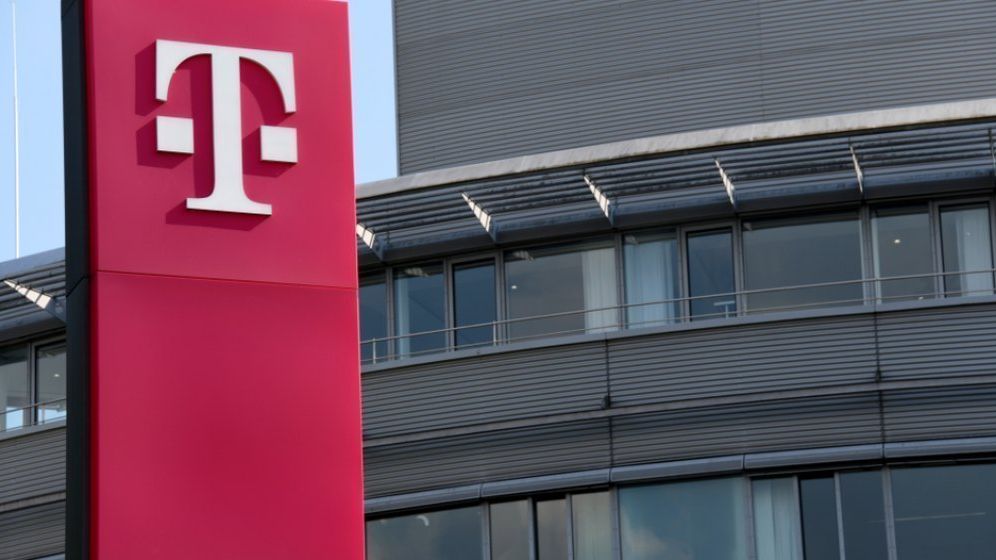 ANPC a amendat Telekom pentru nereguli în ofertele la telefonie mobilă şi internet