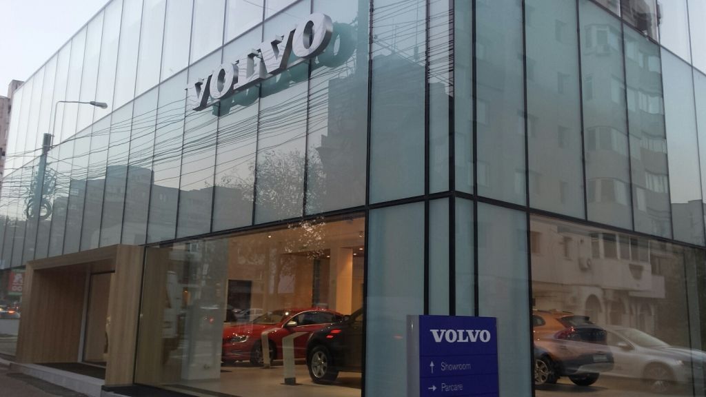 showroom Volvo Constanta - Imagine 4