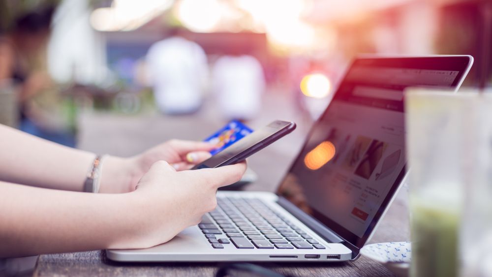 Cum să faci bani din comerț online. Fintech: „Adevărata poveste” se scrie dincolo de graniţele ţării