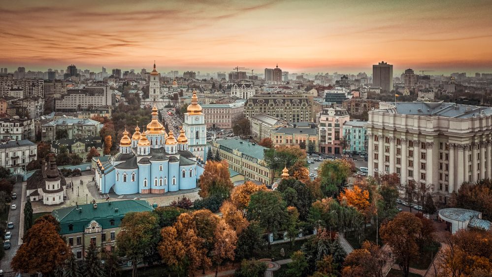 Ucrainenii ar putea fi lăsați fără pensii și salarii dacă nu mai ajung ajutoarele externe