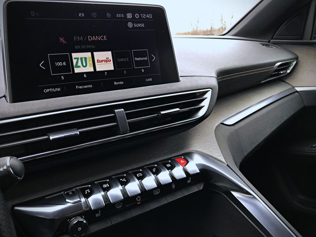 Peugeot 5008 - Imagine 25