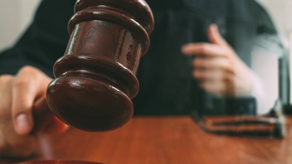 CEDO obligă Grecia să despăgubească un jurnalist întemnițat pentru „insultă”