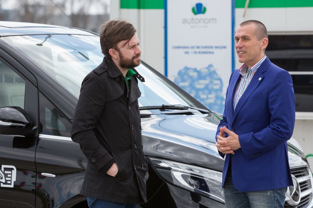 Intreviu in Mercedes-Benz Clasa V - Imagine 18