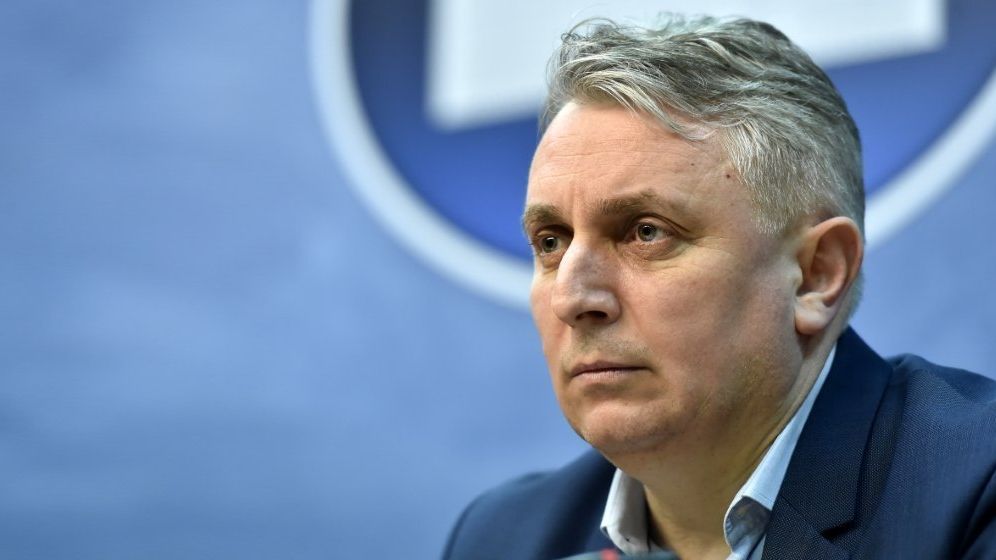 Moţiunea simplă împotriva ministrului Lucian Bode a fost respinsă de Parlament