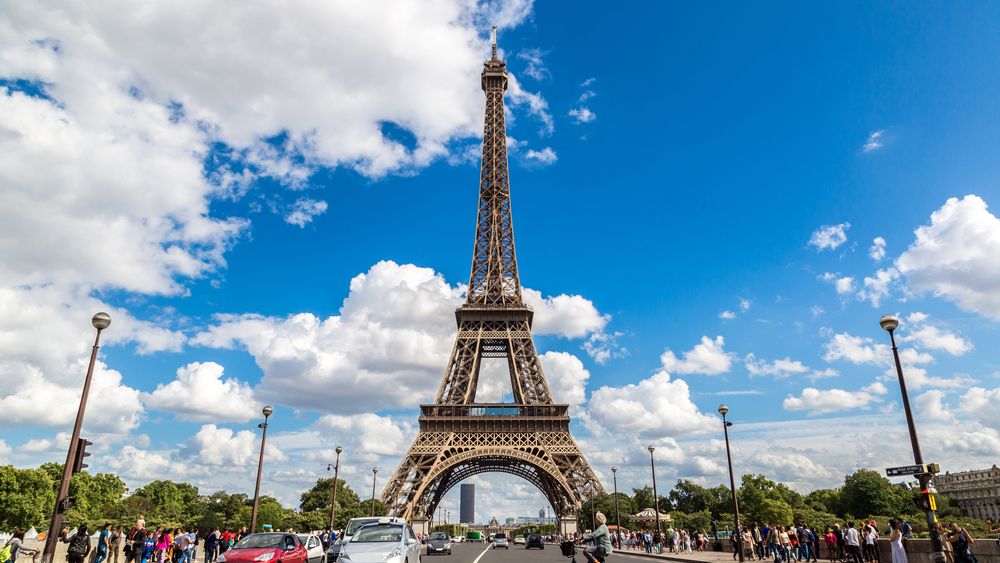 In Paris este obligatorie o noua vigneta din 16 ianuarie. Amenda poate ajunge la 135 euro