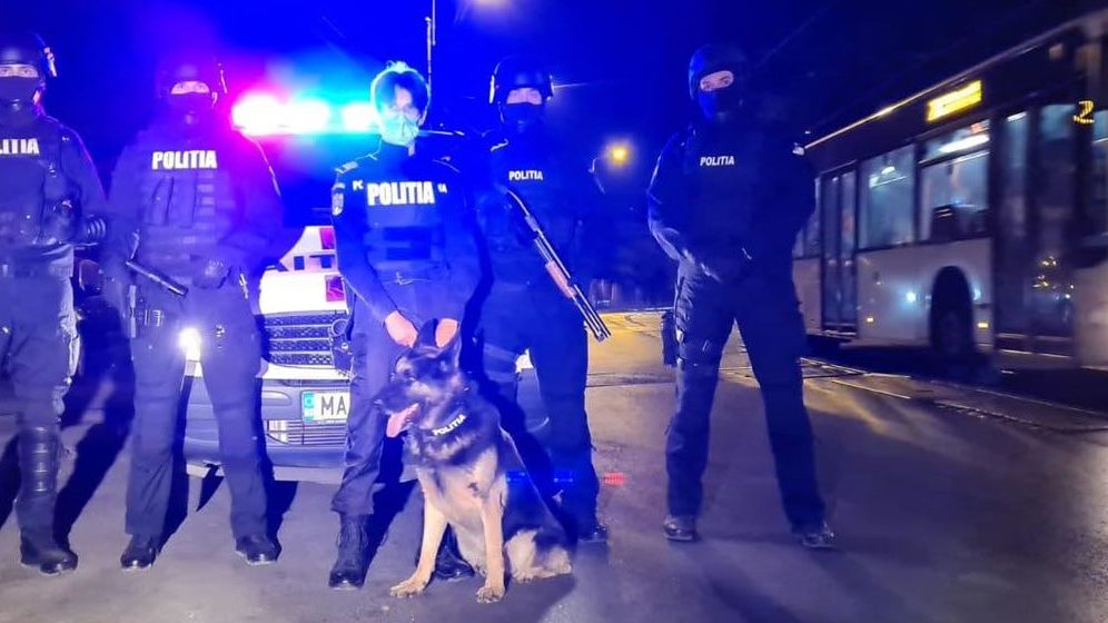 Polițiștii din Capitală înăspresc acțiunile de verificare a respectării măsurilor pentru COVID-19