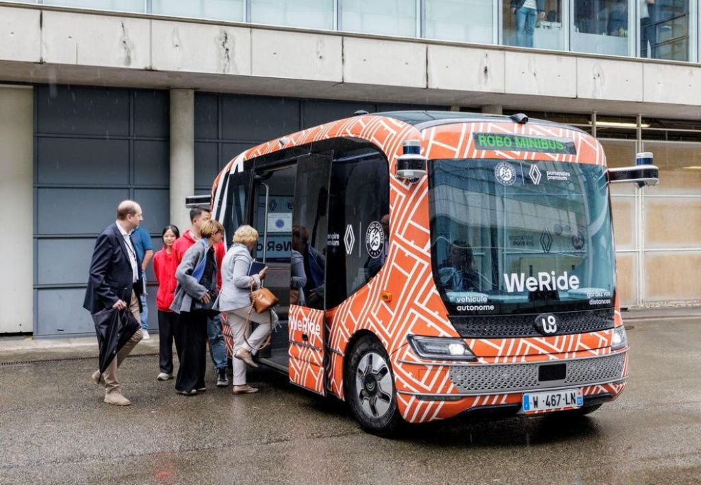 GALERIE FOTO | Renault va dezvolta autobuze autonome - Imagine 4