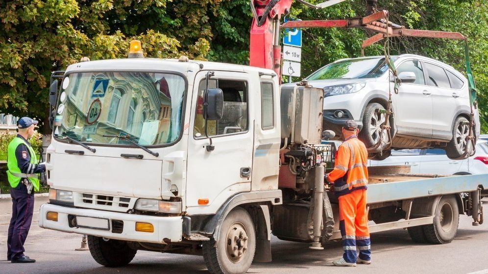 Bucureștenii nu mai pot fenta amenda la parcare: se montează radare care emit automat amenda