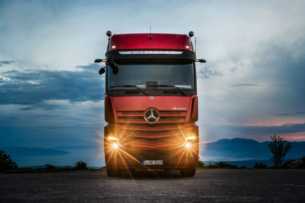 Mercedes-Benz Actros - Imagine 5
