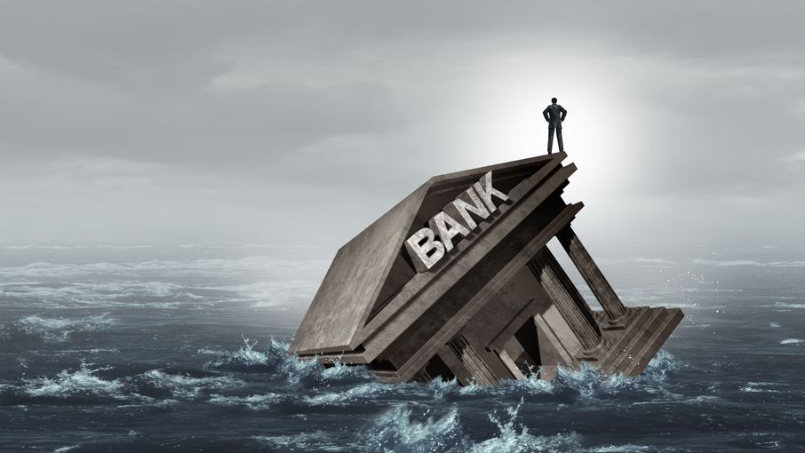 Concedieri în masă la o mare bancă europeană. Plan agresiv de restructurare. Care sunt motivele