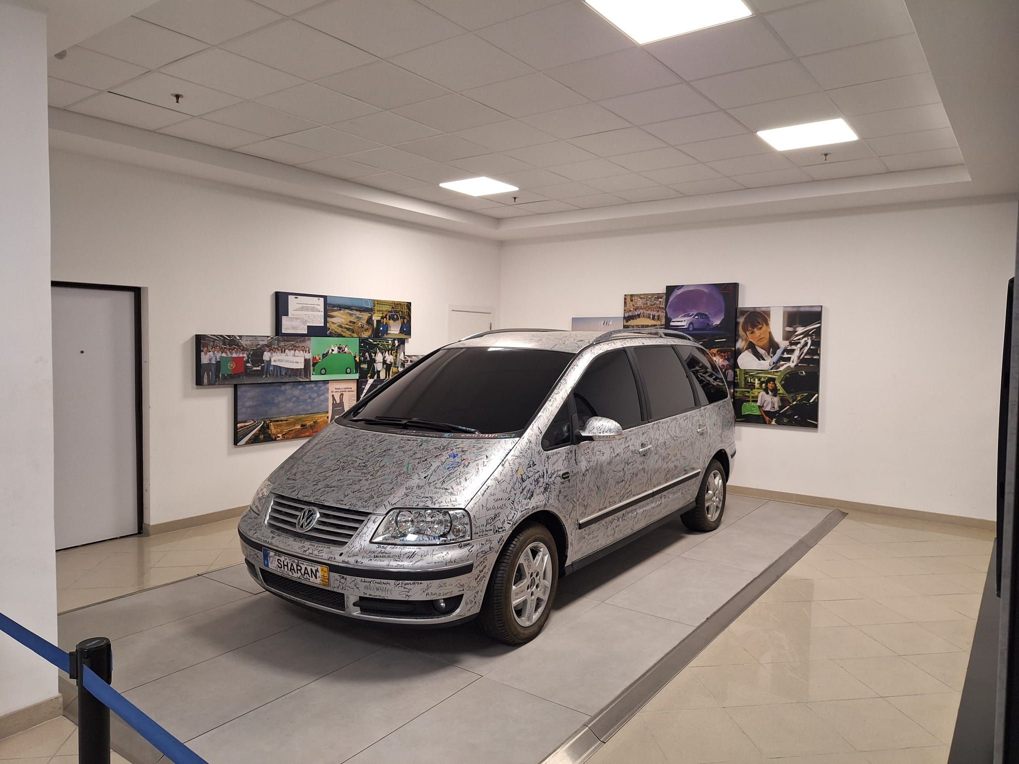 FOTO | Cum arată uzina Volkswagen Autoeuropa din Portugalia, locul unde se produce SUV-ul T-Roc - Poza 11