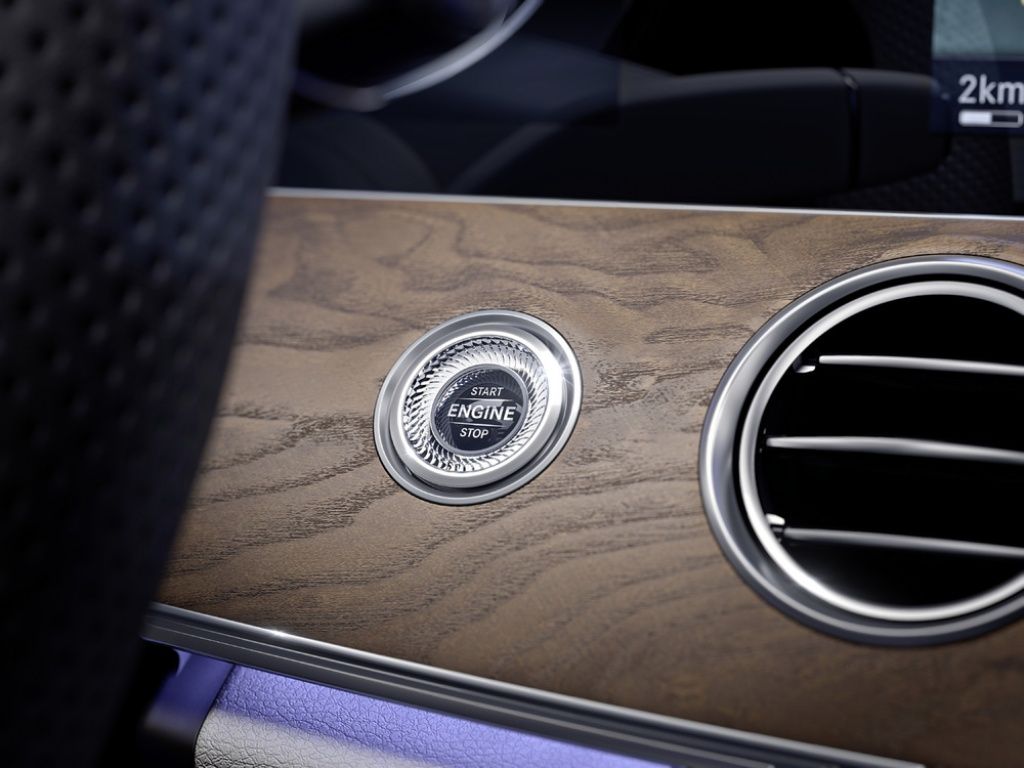Mercedes-Benz Clasa E - Imagine 13